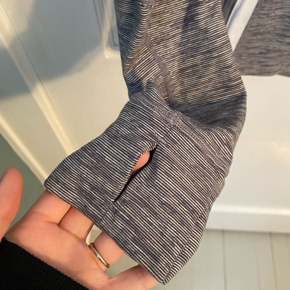 Lululemon Workout Jacket - image 4